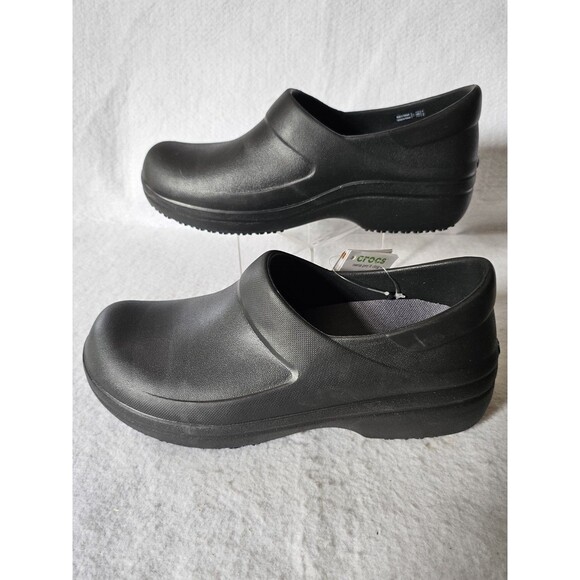 Crocs At Work Bistro Clog Black Slip Resistant Women’s Size 10 Dual Comfort - Picture 1 of 9